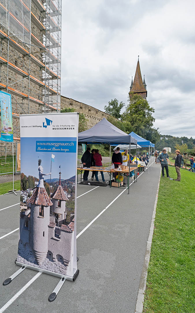 Tag der offenen Museggmauer 2024 - Infostand und Festwirtschaft - Bild: Sandra Fischer